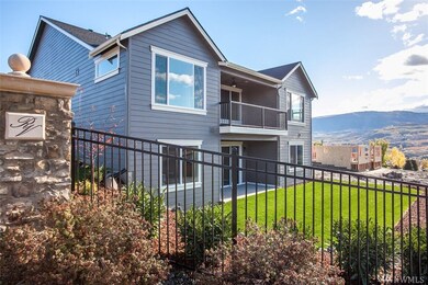 1994 Legendary Ln SE, East Wenatchee, WA 98802 - photo 2