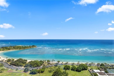 Nauru Tower unit 3305, Honolulu, HI 96814 - photo 4