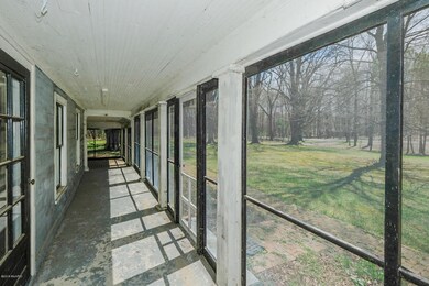 9820 West H Avenue-5