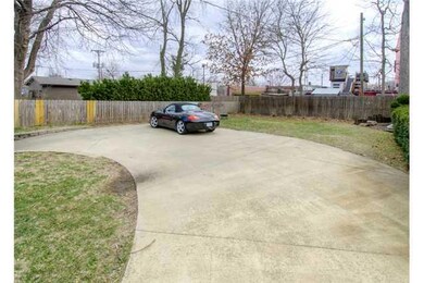Yard/Garden.