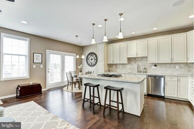 43165 Mitcham Square, Ashburn, VA 20148 - photo 6