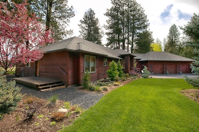 15864 Blue Jay Way. _007
