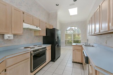 04-Kitchen