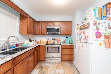 5449 Genevieve Cir, Zephyrhills, FL 33542 - photo 6