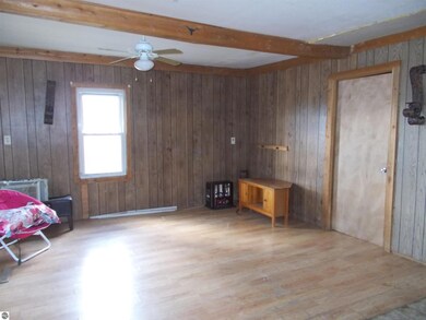 4266 Turtle Rd, Turner, MI 48765 - photo 7