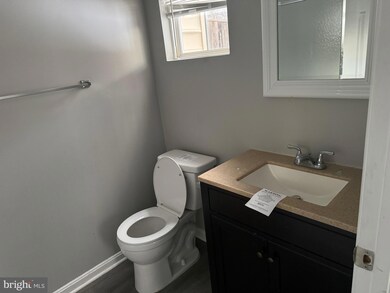 23114 Blackthorn Square, Sterling, VA 20166 - photo 5