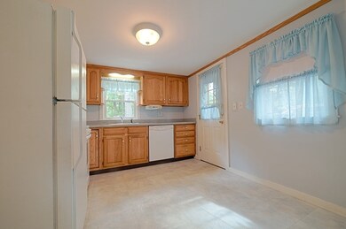 486 Summer St, Weymouth, MA 02188 - photo 4