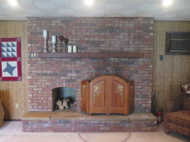 CUSTOM FIREPLACE