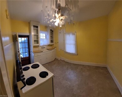 3015 11th St SW unit rear, Canton, OH 44710 - photo 5