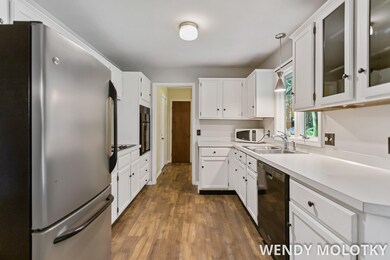 15945 Fern Ave, Spring Lake-13