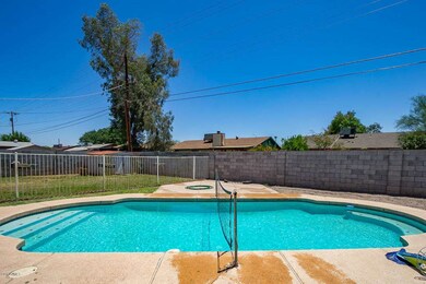 1049 E 10th Ave AZ-21