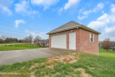 5216 Edinburgh Waye, Jefferson City, MO 65101 - photo 3