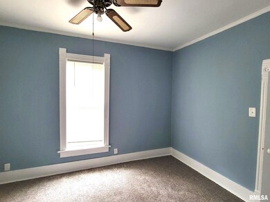 1402 N Mclean St, Lincoln, IL 62656 - photo 6