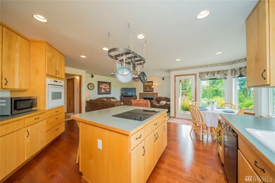 1014 Silver Springs Way, Stanwood, WA 98292 - photo 6