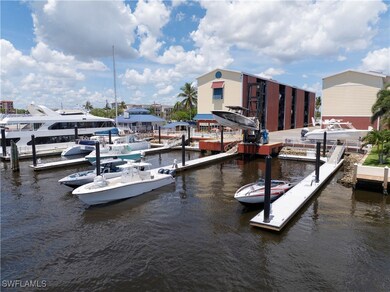 750 River Point Dr unit 1, Naples, FL 34102 - photo 5