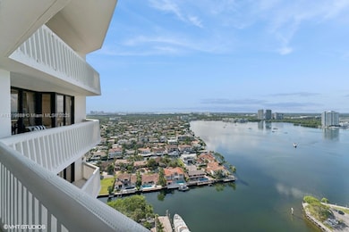 1000 W Island Blvd unit 2911, Aventura, FL 33160 - photo 2