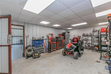 1787 Rhonda b Rd, Azle, TX 76020 - photo 3