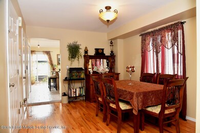 146 Roswell Ave, Staten Island, NY 10314 - photo 7