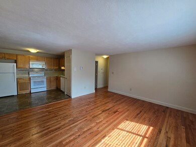 725 Broad St unit 8, East Weymouth, MA 02189 - photo 5