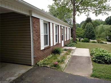 374 Northfield Dr, King, NC 27021 - photo 4