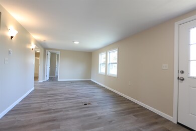 219 Mountain View Ave, Lyndonville, VT 05851 - photo 6