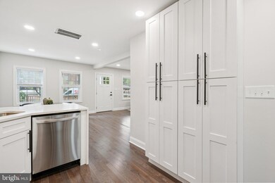 4912 Meade St NE, Washington, DC 20019 - photo 7