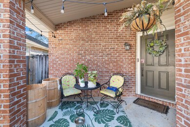 4-web-or-mls-1733-ivalea-cir