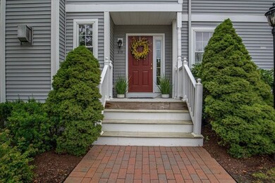 319 Tamarack Ln, Abington, MA 02351 - photo 4