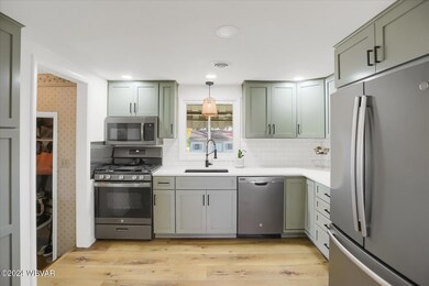 1124 Shakespeare Ave, Milton, PA 17847 - photo 7