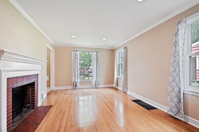 18445 Dundee Ave, Homewood, IL 60430 - photo 3