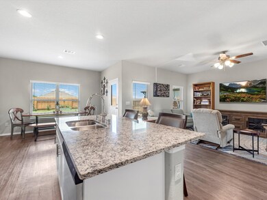 25348 Leather Leaf Ct, Montgomery, TX 77316 - photo 7