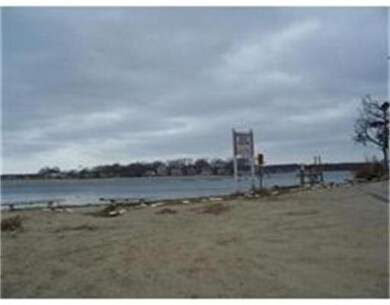 18 Kingwood St, Wareham, MA 02571 - photo 5