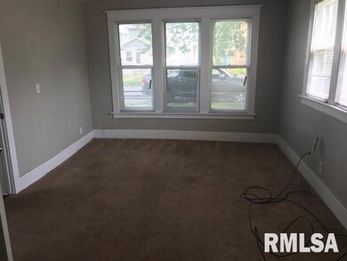 1622 Warren St, Davenport, IA 52804 - photo 7