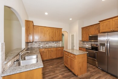 1925 Town Creek Cir, Weatherford, TX 76086 - photo 5