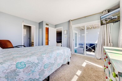 03-Resort Rodanthe B12 - Bedroom-3