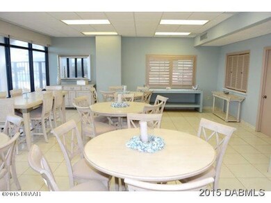 CLUB ROOM