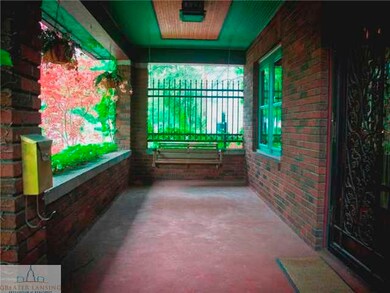 1608 W Hillsdale St, Lansing, MI 48915 - photo 2