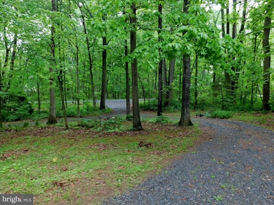 7333 Opal Rd, Warrenton, VA 20186 - photo 2