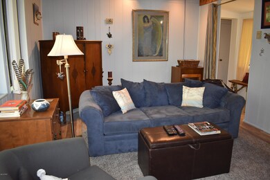 800 Boulder Ct S, Lords Valley, PA 18428 - photo 4