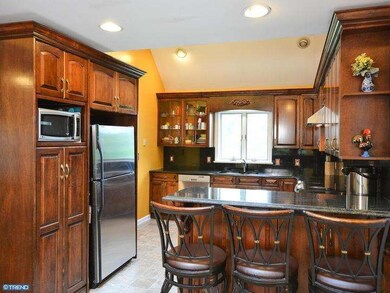 110 Lovell Ln, Glenmoore, PA 19343 - photo 2