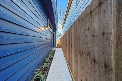 952 Judiway St, Houston, TX 77018 - photo 3