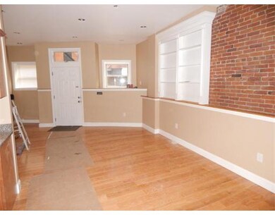 244 North St unit 246, Boston, MA 02113 - photo 2