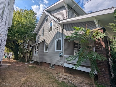 View of side of property