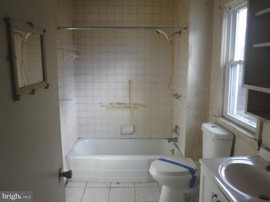 26 Awkard Ln, Silver Spring, MD 20905 - photo 7