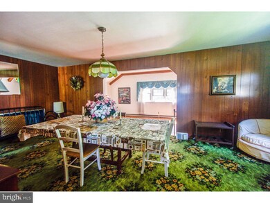 1040 S Trooper Rd, Norristown, PA 19403 - photo 4