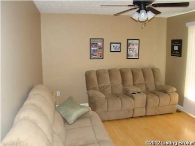 143 Dogwood Ct, Mount Washington, KY 40047 - photo 3