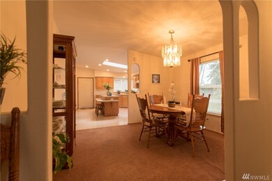 8716 Whitewood Loop SE, Yelm, WA 98597 - photo 4