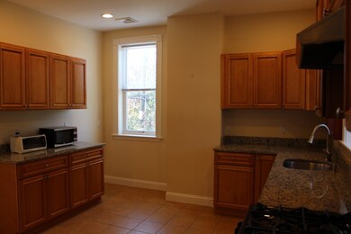 661 Watertown St unit 2, Newtonville, MA 02460 - photo 7