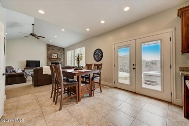 12-Lime Canyon Way-012