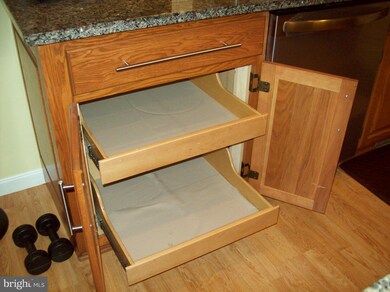 2818 Fillmore Dr, Chambersburg, PA 17201 - photo 7